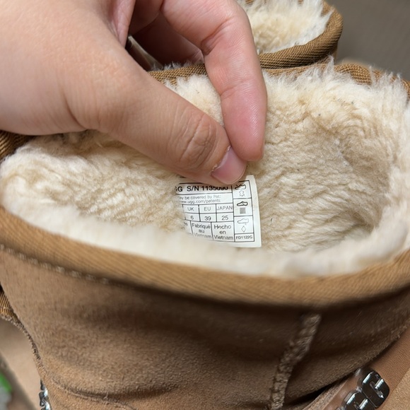 Ugg ankle boots - Picture 6 of 7